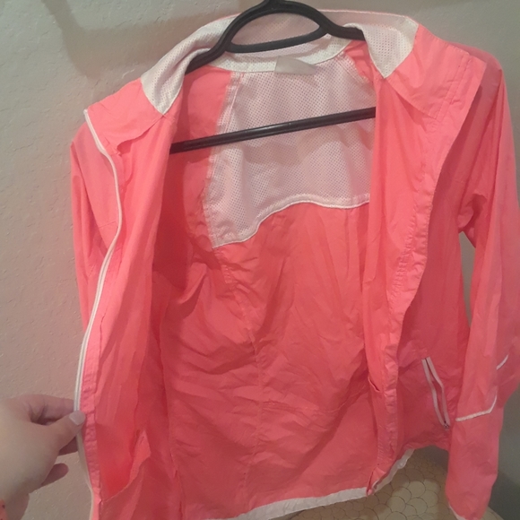Pink Windbreaker jacket - Picture 7 of 7